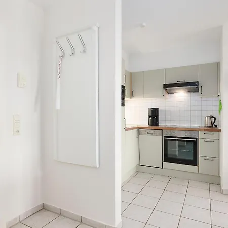 Апартаменты Promenade 18 Seepferdchen Шёнбергер-Штранд