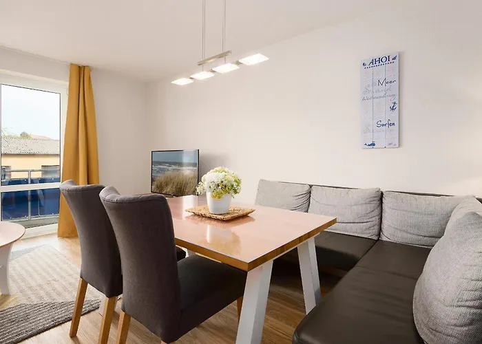 Promenade 18 Seepferdchen Schonberger Strand